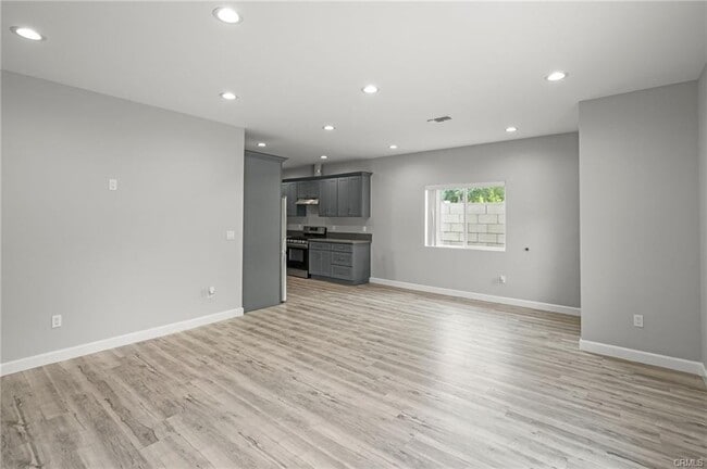 Building Photo - 8227 Ben Ave