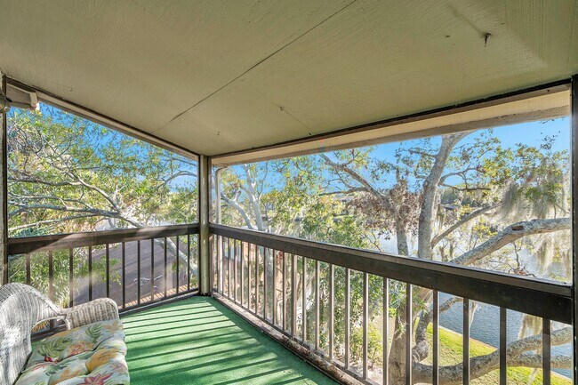 Foto del edificio - 6311 Newtown Cir