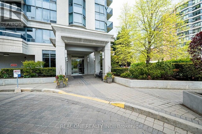 Building Photo - 35 Finch Ave E