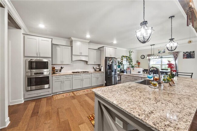 Foto del edificio - 1041 Silver Maple St