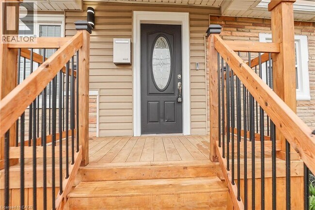 Photo du bâtiment - 274 Margaret Ave