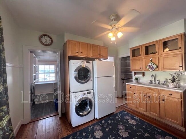 Photo - 774 W 51st Street House