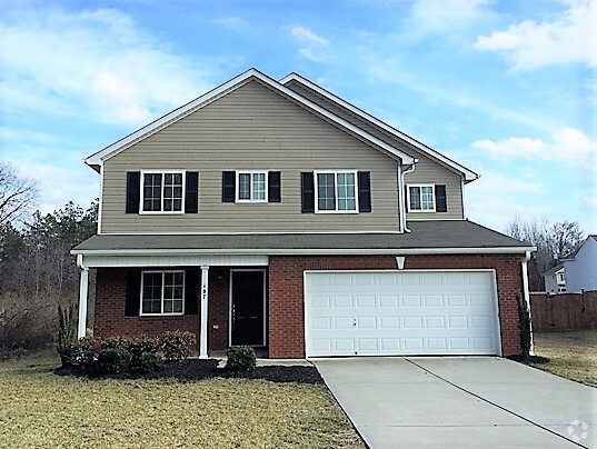 Building Photo - 107 Oak Knoll Dr