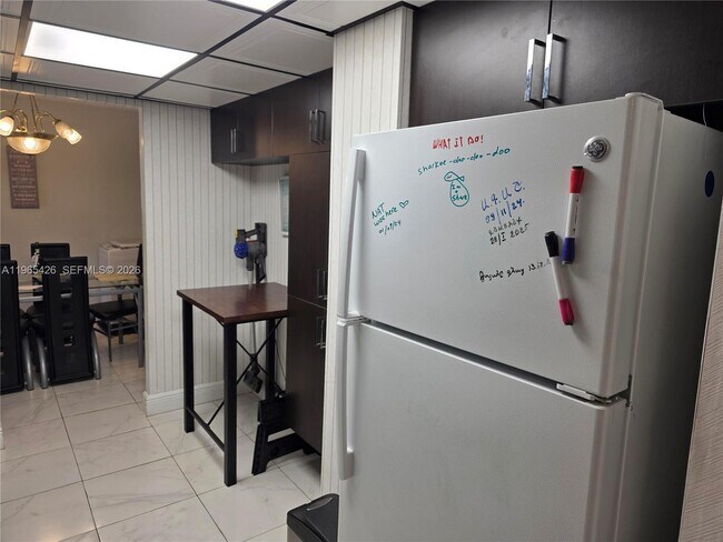 Foto del edificio - 3771 Environ Blvd