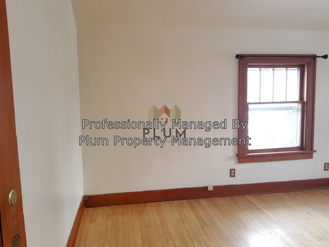 Building Photo - 340 Jefferson St