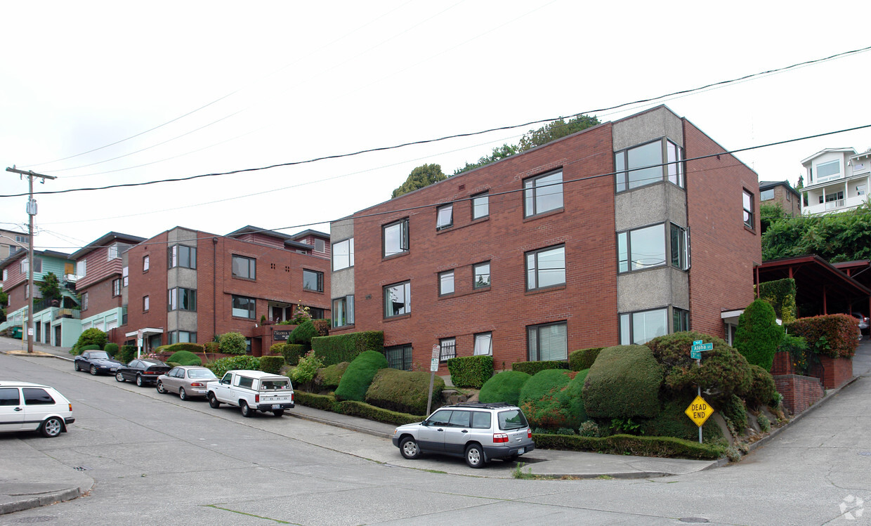 Primary Photo - Aloha Terrace