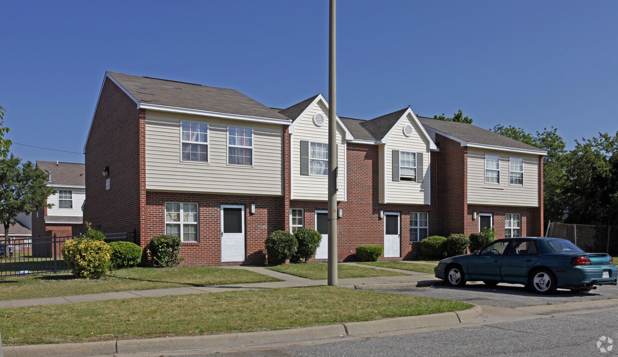 Foto del edificio - Lassiter Courts