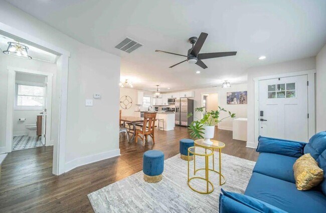 Foto del edificio - 645 Montevista St SW