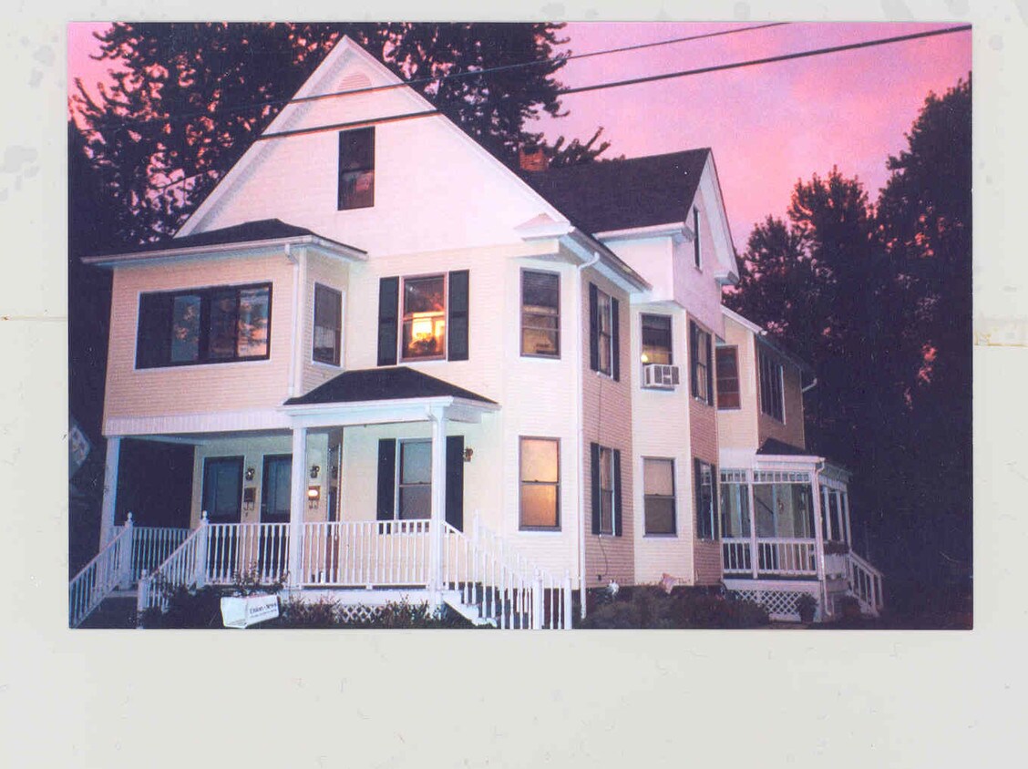 51 Crown St, Westfield, MA 01085 Apartments in Westfield, MA