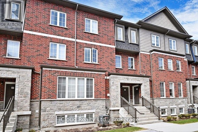 Building Photo - 445 Ontario St S