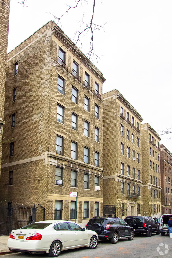 Foto principal - 664 West 163rd Street