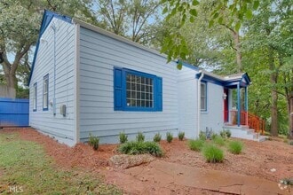 Building Photo - 1270 Trenton St SE