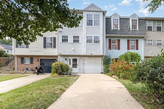 Building Photo - 203 Blueridge Ct