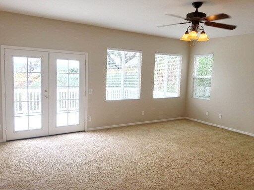 Building Photo - Gorgeous 5 bedroom, 3 bath plus Loft - Mou...