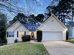 Building Photo - 817 Hillary Ct