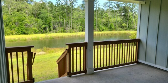 Foto del edificio - Spacious 4-Bedroom Home in Desirable Beula...