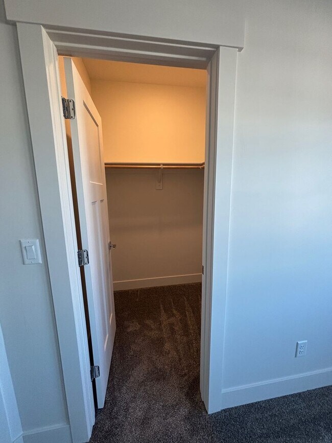 Building Photo - PET FRIENDLY home available