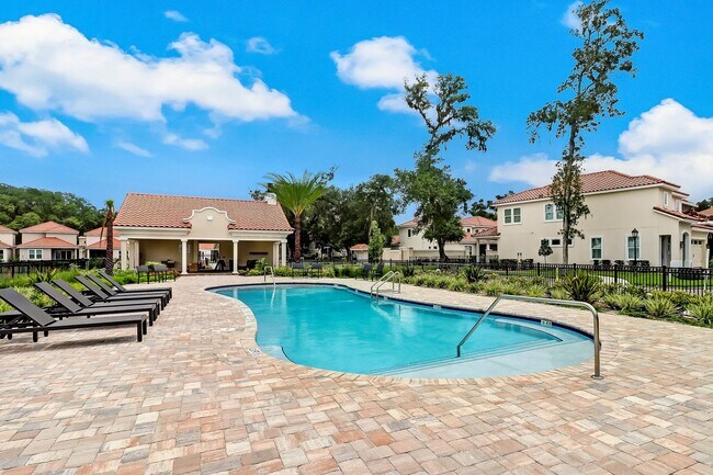 Foto del edificio - Townhome  in The Enclave at Summer Beach