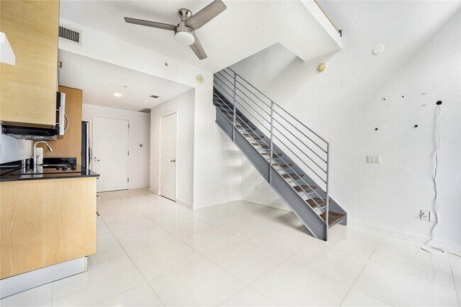 Foto del edificio - 60 SW 13th St