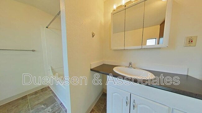 Foto del edificio - 715 SW 11th St