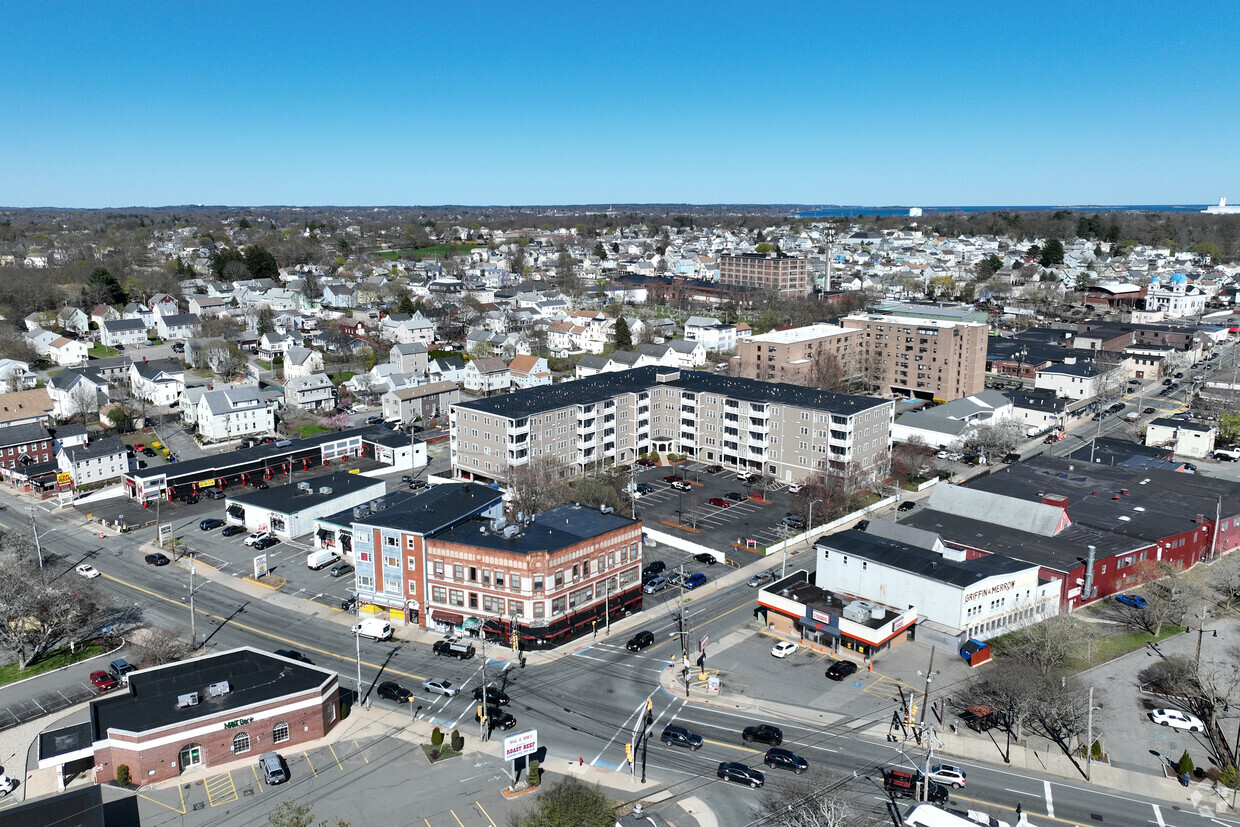 Aerial Context - Walnut Place Condominiums