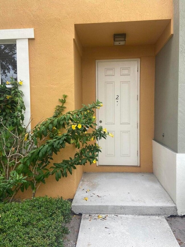 Building Photo - 410 Amador Ln
