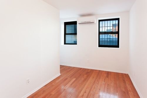 Primary Photo - 184 Orchard St
