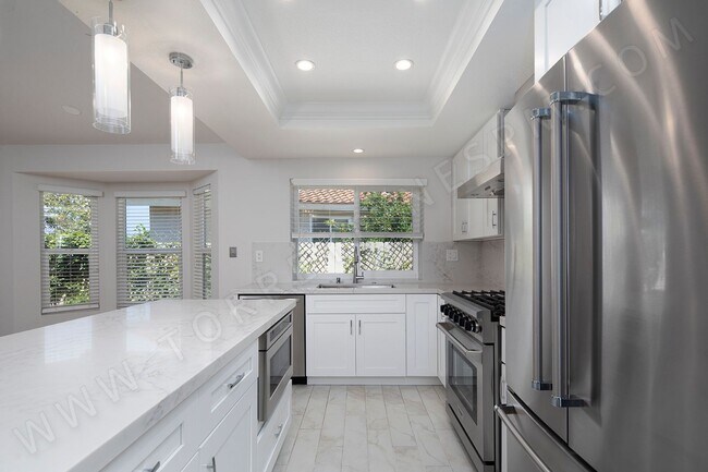 Building Photo - Stunning Home in Desirable Olivenhain Comm...