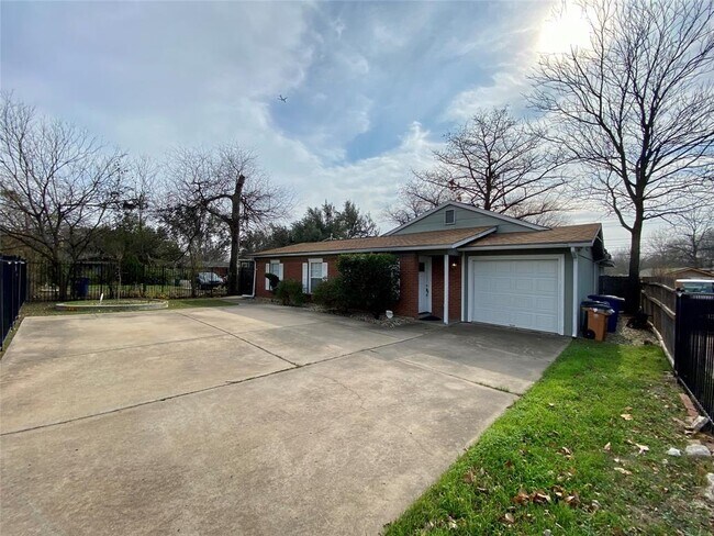 Foto del edificio - 2003 Patton Ln