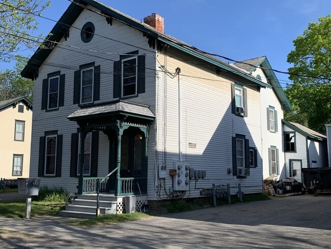 Building Photo - 24 Loomis St