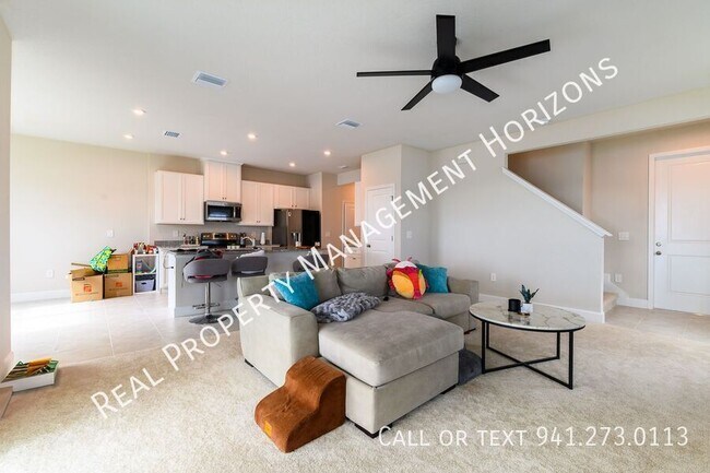 Foto del edificio - 14418 Crimson Ave