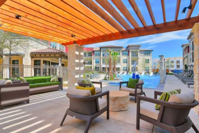 Building Photo - 1 bedroom in San Antonio TX 78257