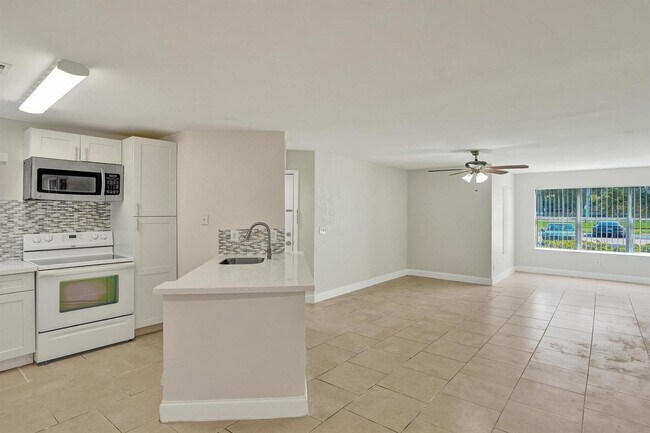 Foto del edificio - 12650 Vista Isles Dr