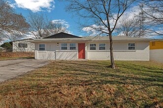 Building Photo - 1421 New Haven Rd