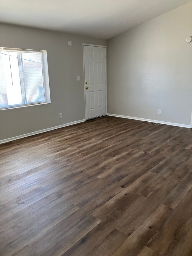 Building Photo - Canyon View Homes