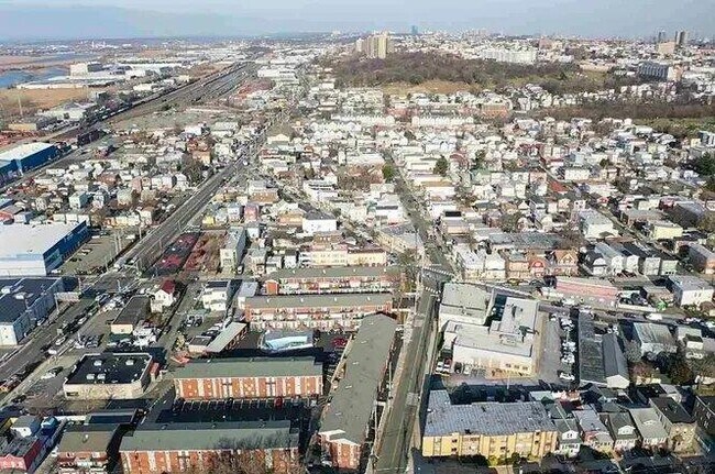 Foto del edificio - 3900 Liberty Ave