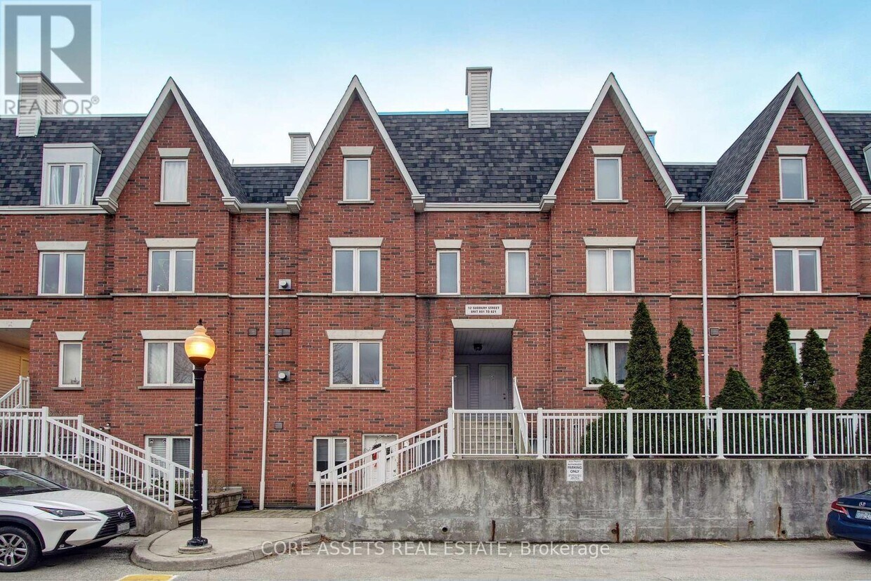 Primary Photo - 12-812 Sudbury St