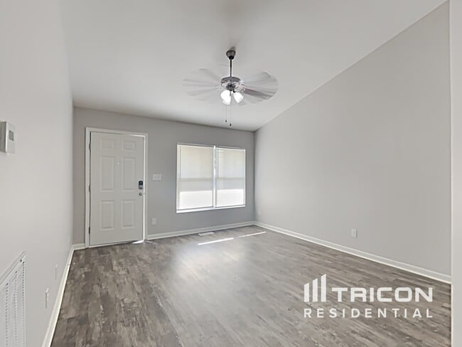 Building Photo - 1275 Laurel Woods Drive Gastonia NC