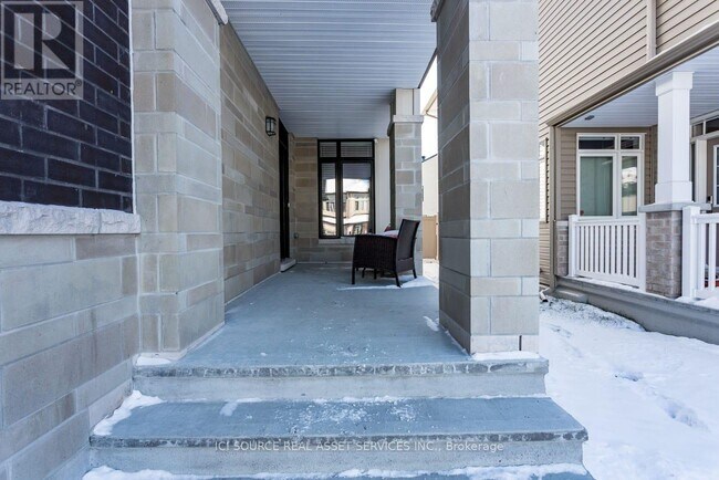 Building Photo - 771 Carnelian Cres