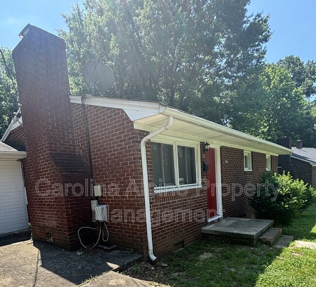 Building Photo - 1009 W Mauney Ave