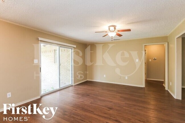 Building Photo - 120 Gregory Drive