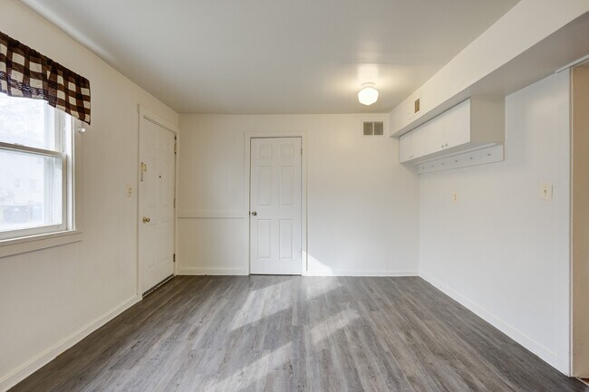 Foto del edificio - 34122 Decatur Ct