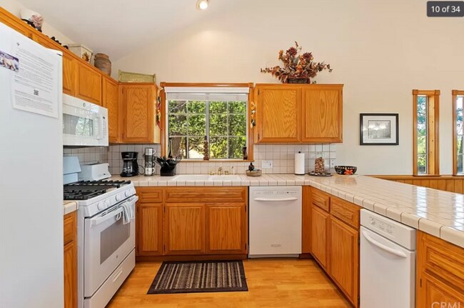 Building Photo - 26620 Modoc Ln