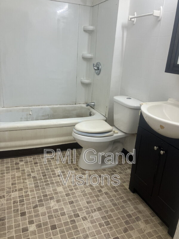 Foto del edificio - 1130 N Dunham St