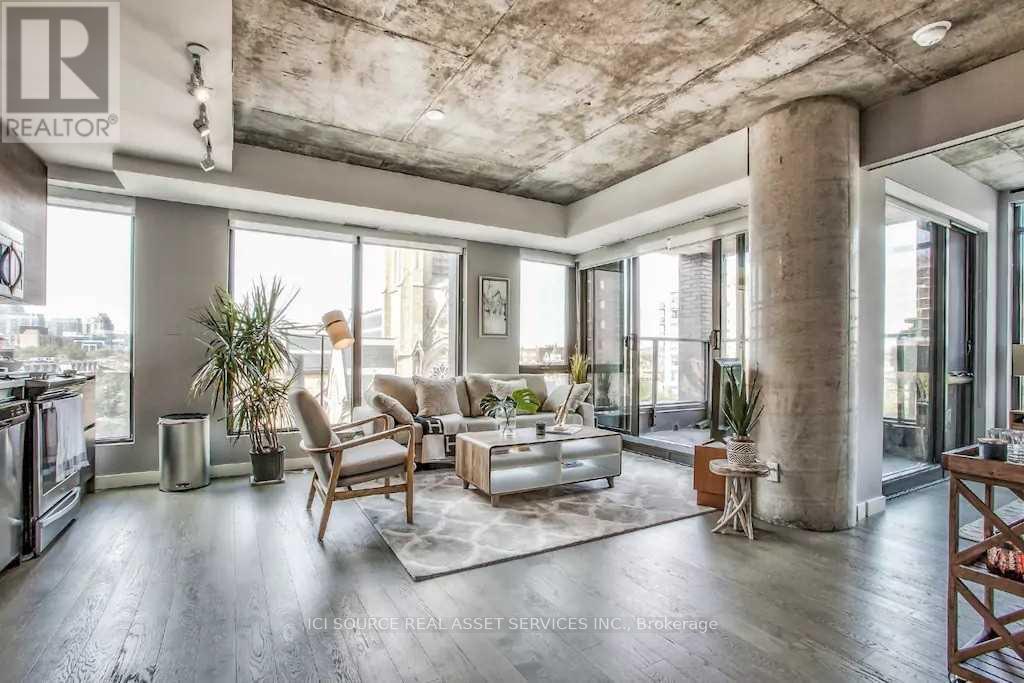 Photo principale - 111 Bathurst St