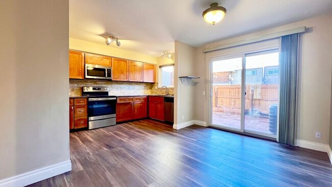 Building Photo - 1272 S Crystal Way