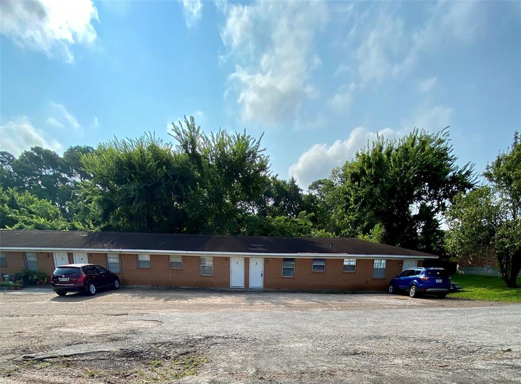 Primary Photo - 2809 Sam Houston Ave