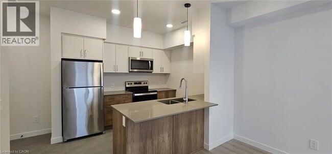 Building Photo - 31 Mill St