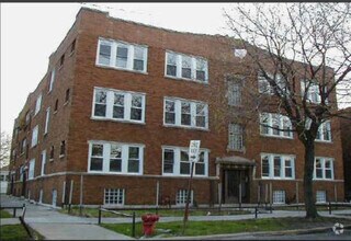 Building Photo - 4058 W Crystal St