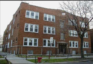 Building Photo - 4056 W Crystal St